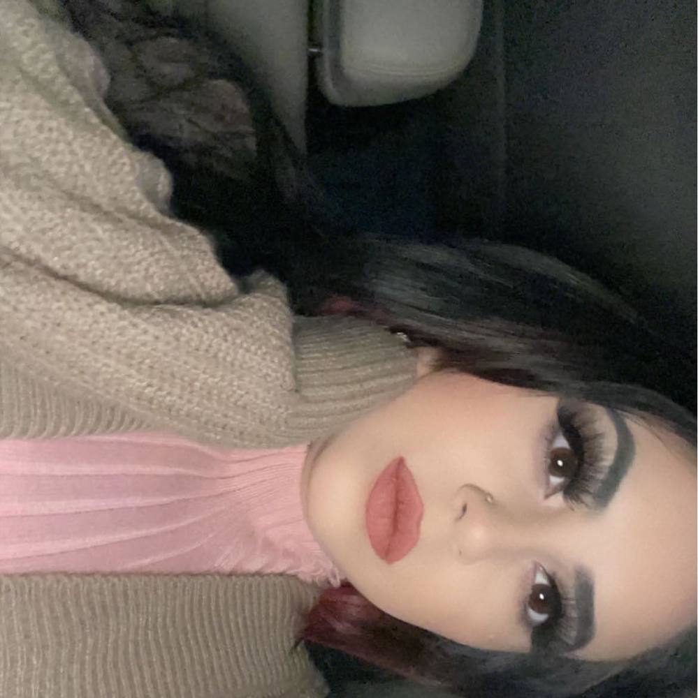 Meet your Posher, Annette